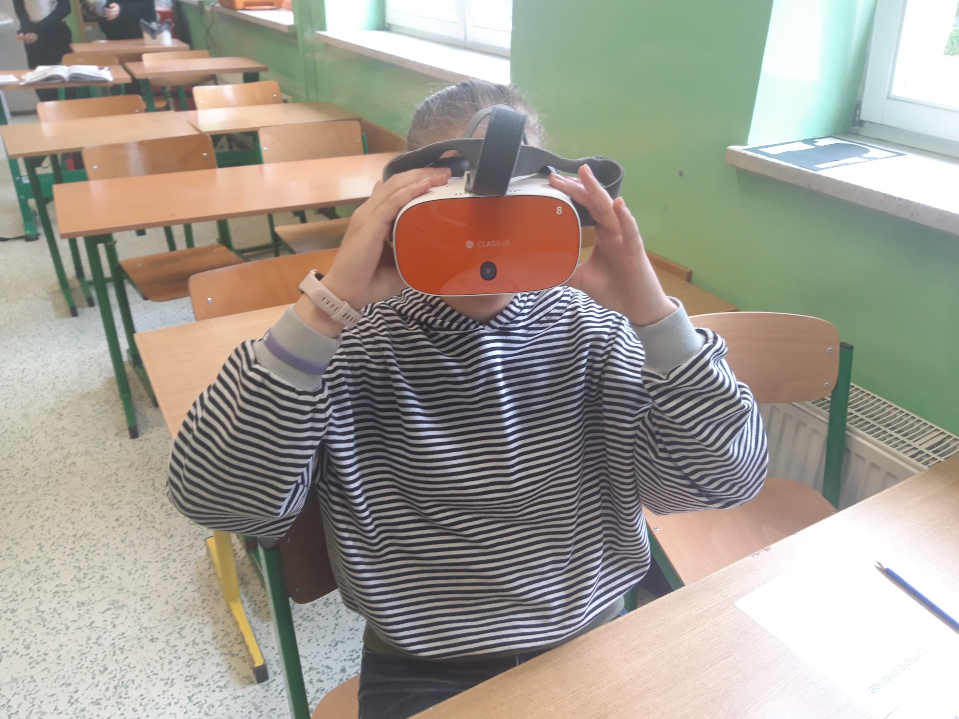 Okulary VR, czyli wirtualny świat na lekcji angielskiego #LaboratoriaPrzyszłości - Obrazek 1