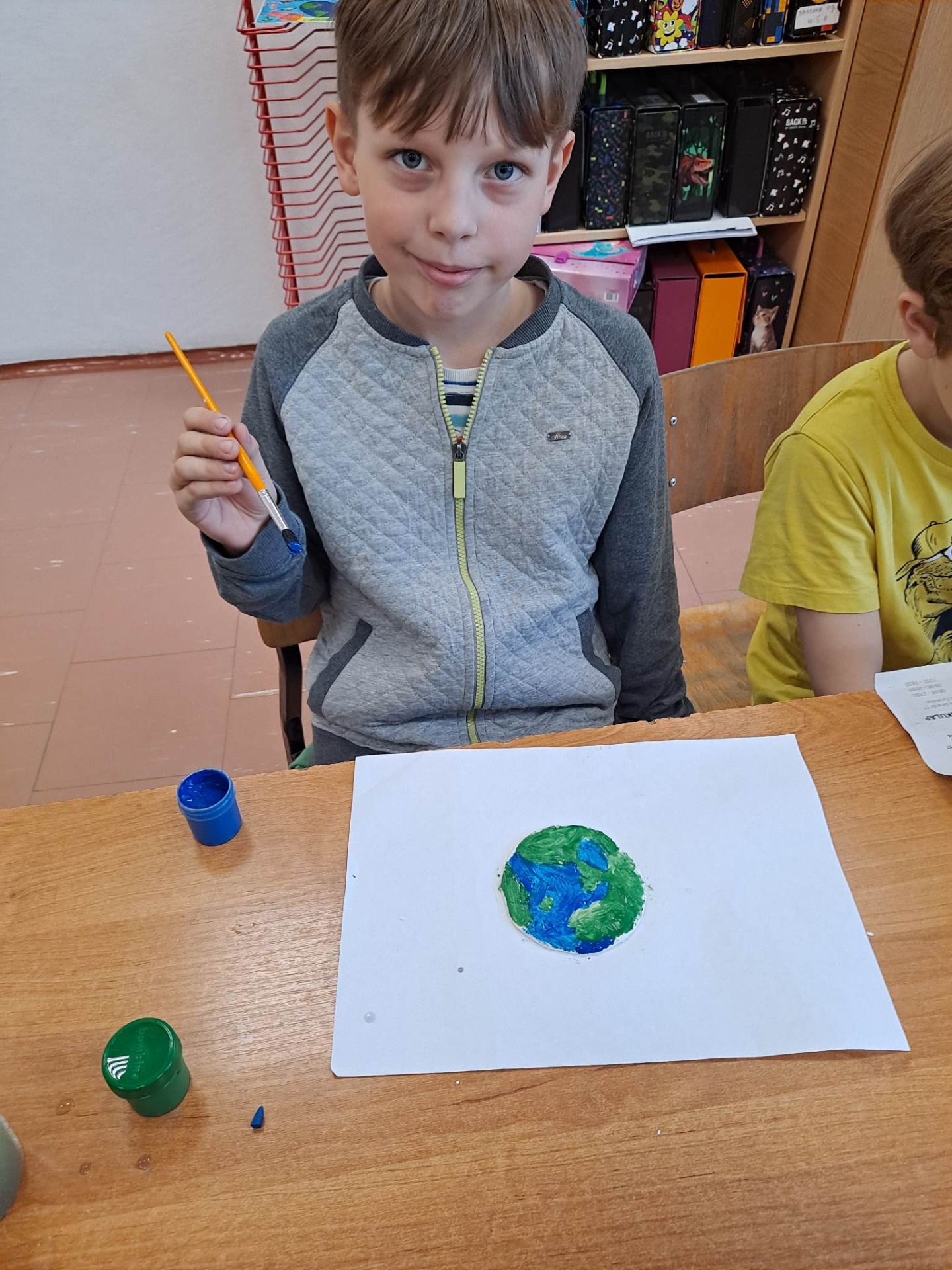 Malowanie modelu Ziemi