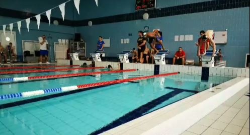 Mistrzostwa Mokotowa w pływaniu - Obrazek 1