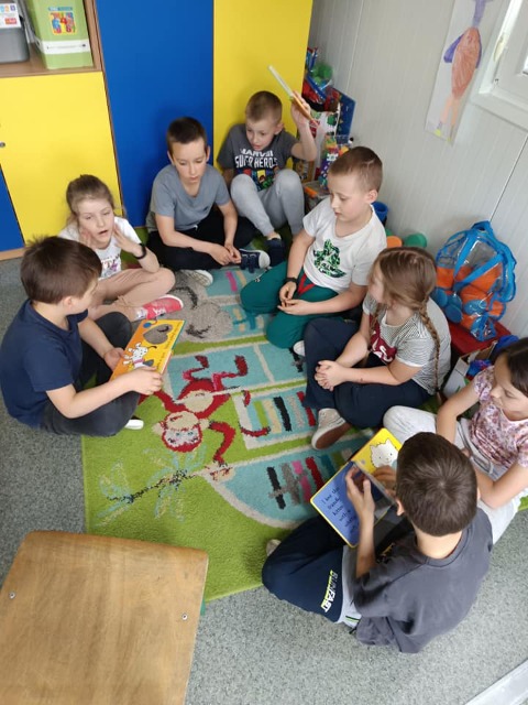 Ogólnopolski projekt edukacyjny # Play with English - Play in English # Poznajemy zmysły👀👂👃🤲👄 - Obrazek 3