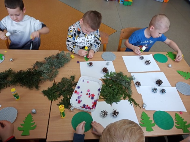 Warsztaty bożonarodzeniowe w przedszkolu - Obrazek 1