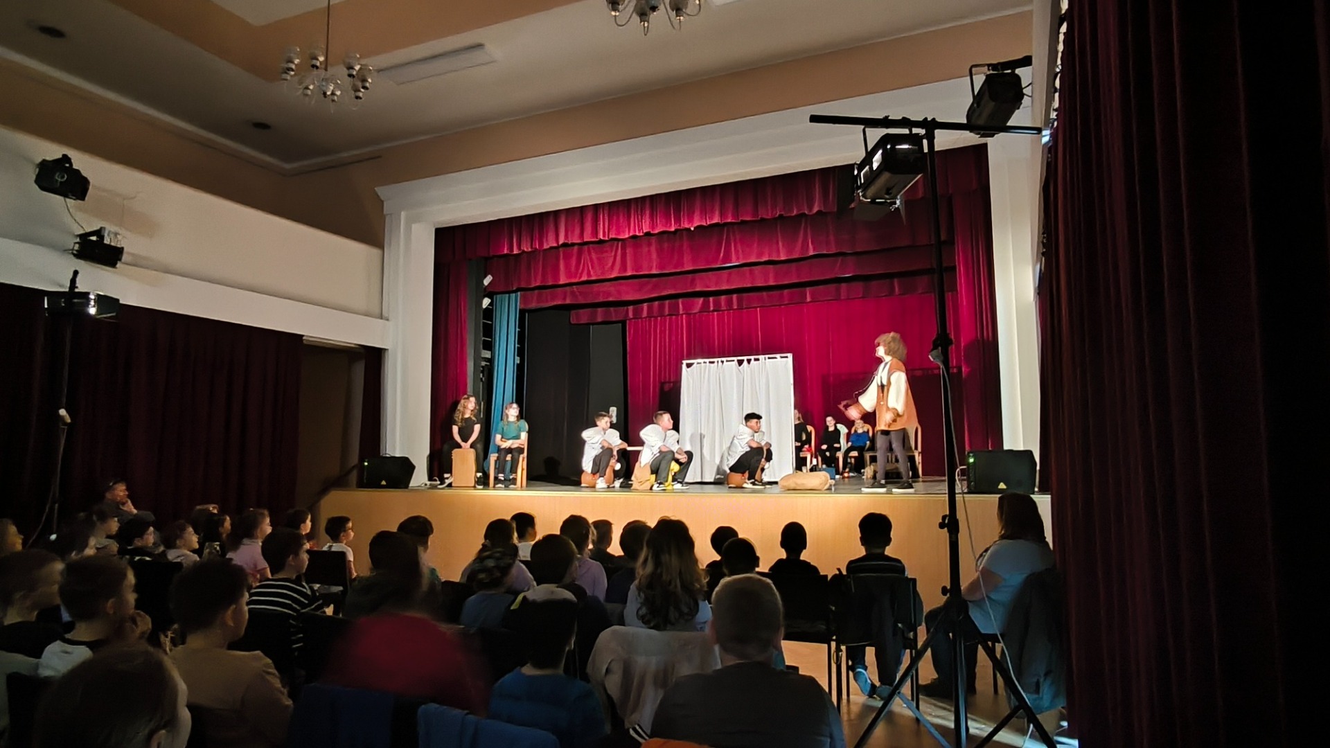 Divadelné predstavenie Lomidrevo - Obrázok 1