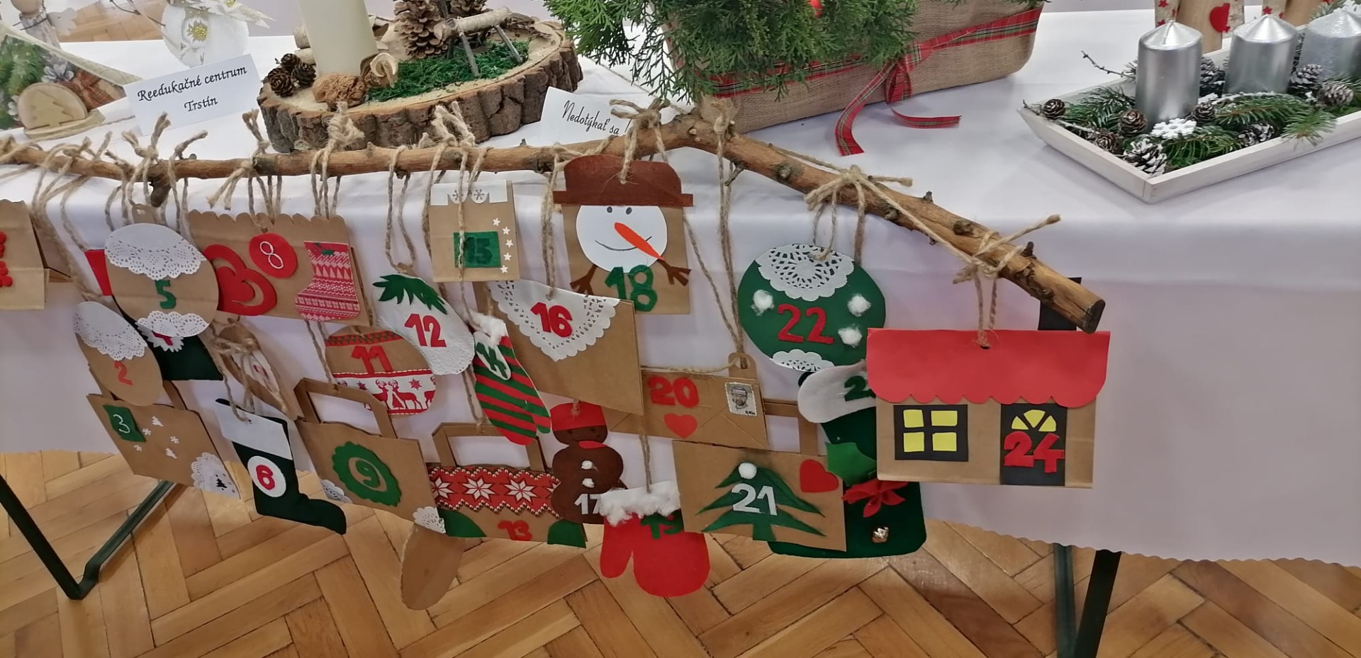 Výstava vianočných dekorácií  - Obrázok 1