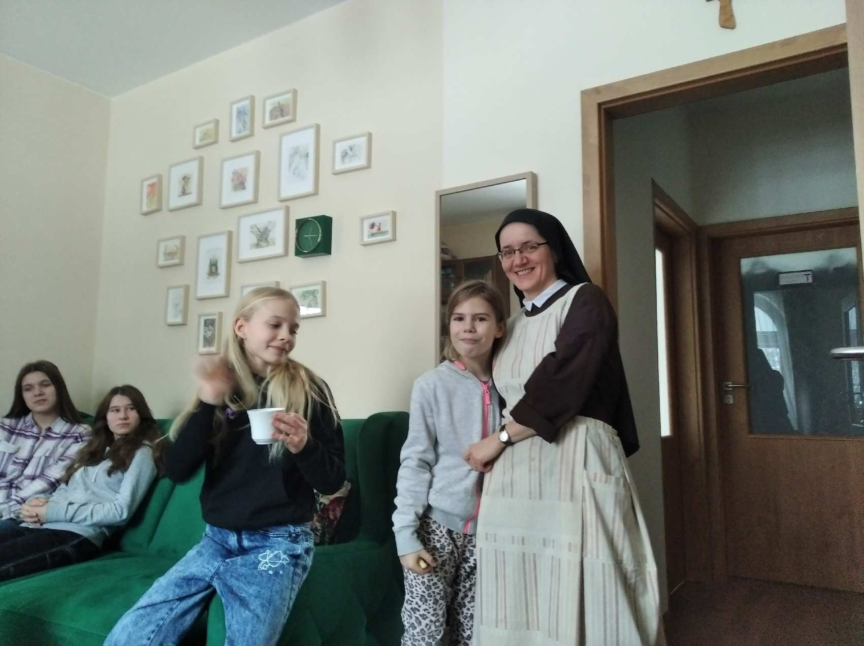 Wizyta w Domu Dziecka im. Matki Weroniki w Siennicy - Obrazek 3