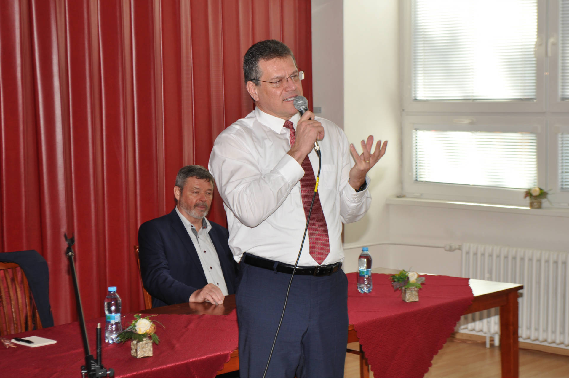 Beseda s Marošom Šefčovičom, podpredsedom Európskej komisie pre energetickú úniu - Obrázok 5